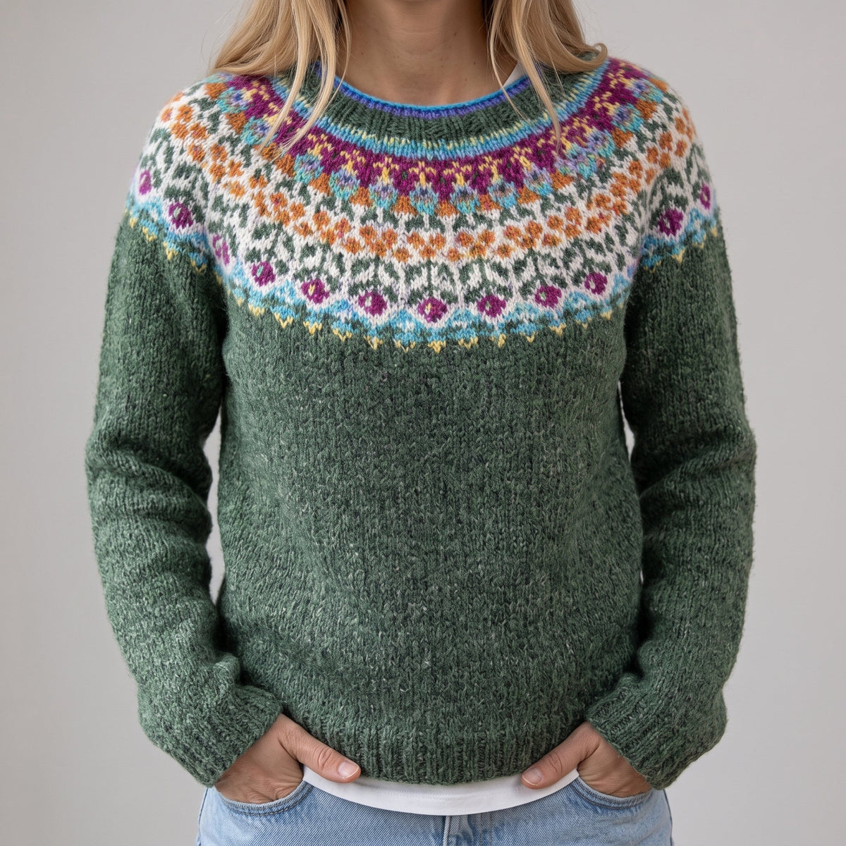 Das Susi | Pull rétro gris avec motif norvégien coloré