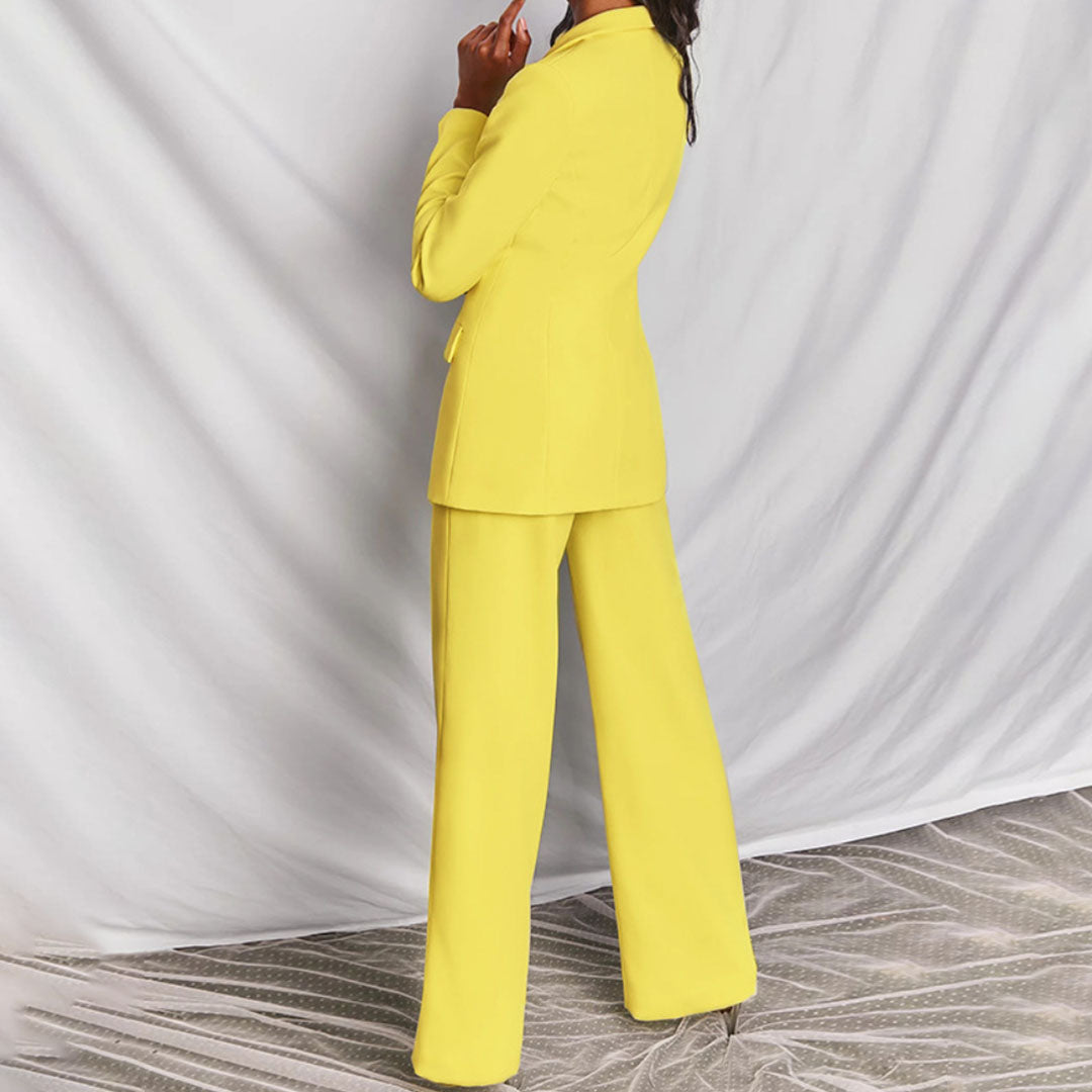 Lara - Blazer et Pantalons Élégants